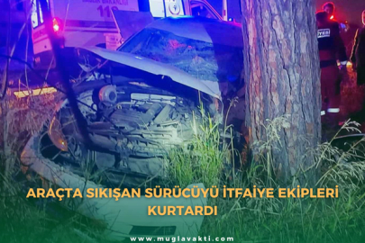 Araçta sıkışan sürücüyü itfaiye ekipleri kurtardı